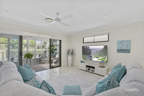 Property photo of 340/299 Napper Road Arundel QLD 4214