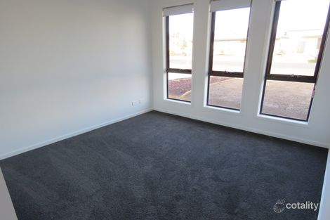 Property photo of 5 Neway Avenue Delacombe VIC 3356