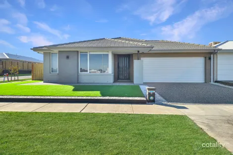 8 Bluewater Dr, Armstrong Creek, VIC 3217