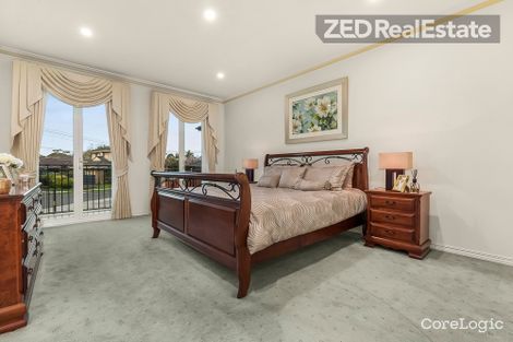 Property photo of 33 Murumba Drive Oakleigh South VIC 3167