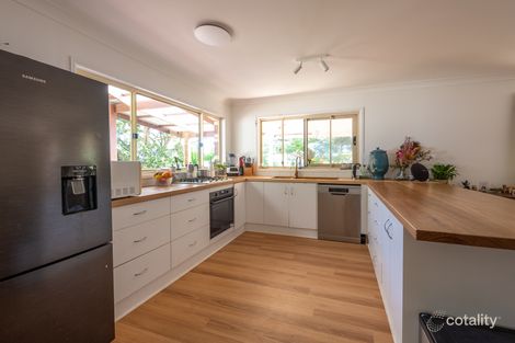 Property photo of 9 Narooma Drive Ocean Shores NSW 2483