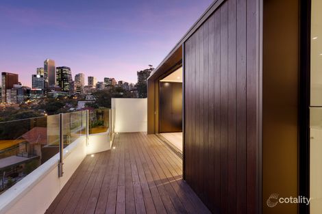 Property photo of 11/41-45 Lower Bent Street Neutral Bay NSW 2089