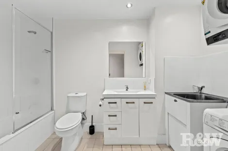 Property photo of 43/28 Ferry Road West End QLD 4101