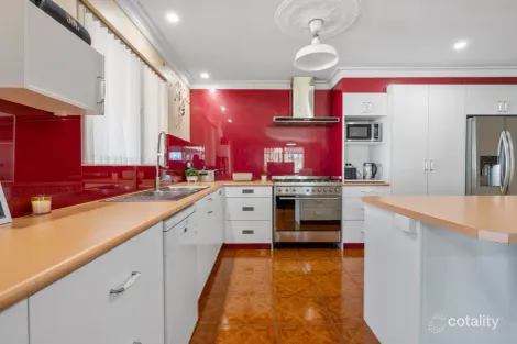 Property photo of 12 Mosconi Circle Somerville WA 6430