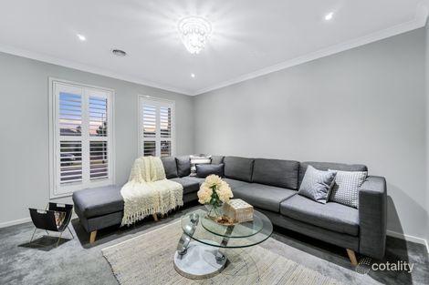 Property photo of 28 Ixora Crescent Manor Lakes VIC 3024