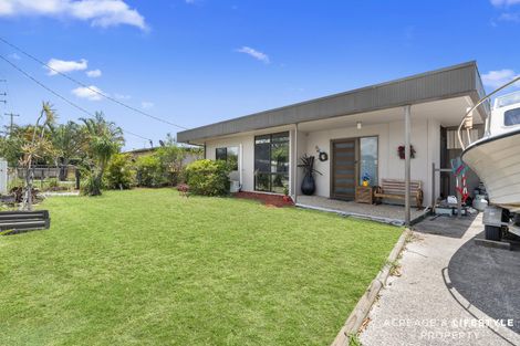 12 Ranald Ave, Ningi, QLD 4511