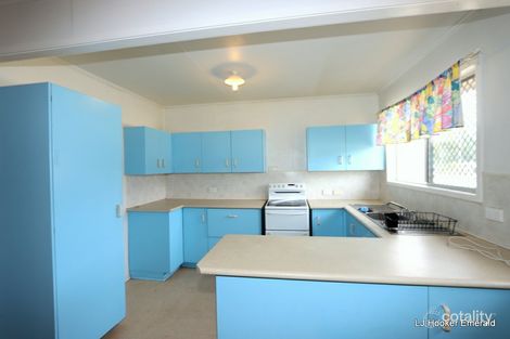 Property photo of 2 Loch Street Emerald QLD 4720