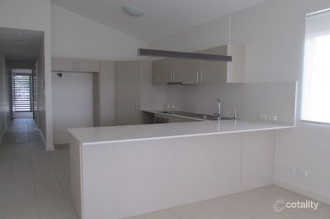 1/635 Logan Rd, Greenslopes, QLD 4120