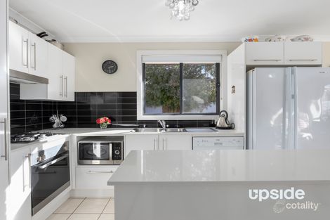 Property photo of 28 Rag Holmes Street Macgregor ACT 2615