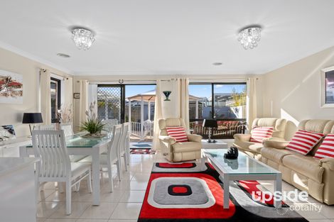 Property photo of 28 Rag Holmes Street Macgregor ACT 2615