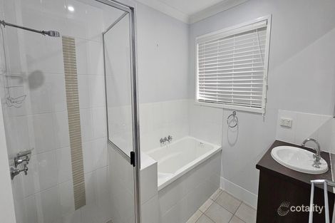 Property photo of 11 Salamander Avenue Urraween QLD 4655