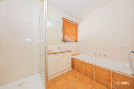 Property photo of 104 Herriotts Boulevard Glen Waverley VIC 3150