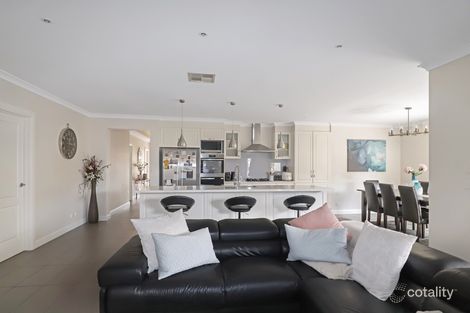 Property photo of 8 Southgate Drive Berwick VIC 3806