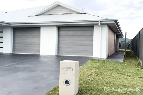 25 Wattle St, Kootingal, NSW 2352