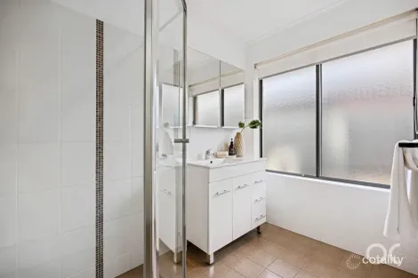 Property photo of 9 Henry Court Morphett Vale SA 5162