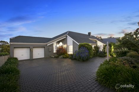 Property photo of 10 Jacaranda Crescent Mornington VIC 3931