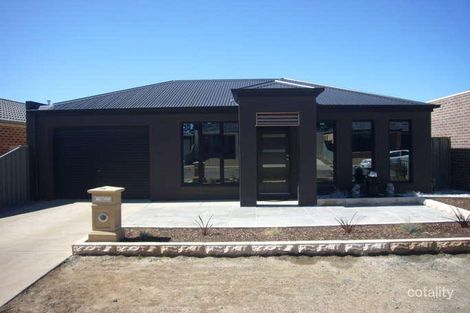 26 Ashwood Gdns, Mitchell Park, VIC 3355