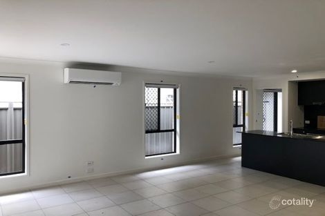 Property photo of 16 Majestic Place Runcorn QLD 4113