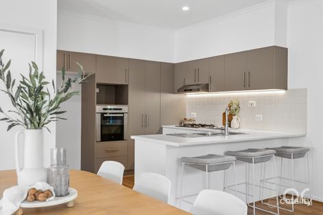 Property photo of 27E Arcoona Avenue Rostrevor SA 5073