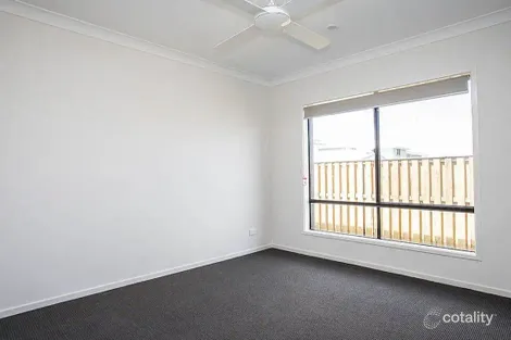 Property photo of 166 Spinnaker Boulevard Newport QLD 4020