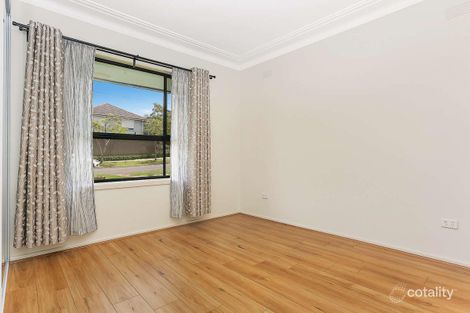 Property photo of 4 Thorne Avenue Pendle Hill NSW 2145