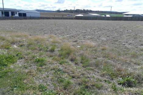 18 Free St, Nobby, QLD 4360