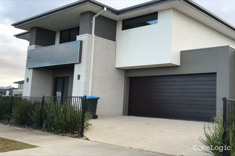 Property photo of 8 Payson Drive Point Cook VIC 3030