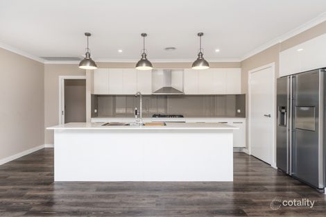 Property photo of 33 Baker Crescent Googong NSW 2620