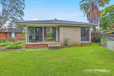 8 Porpoise Pl, Willmot, NSW 2770