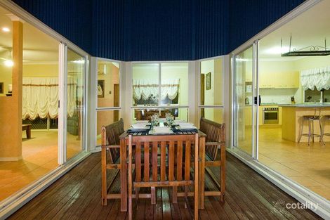 Property photo of 12 Paterson Place Forest Lake QLD 4078