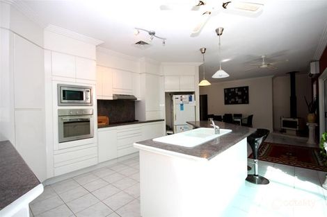 Property photo of 27A Ben Lomond Drive Highland Park QLD 4211