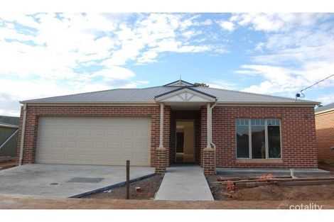 Property photo of 5 Maddison Circuit Darley VIC 3340