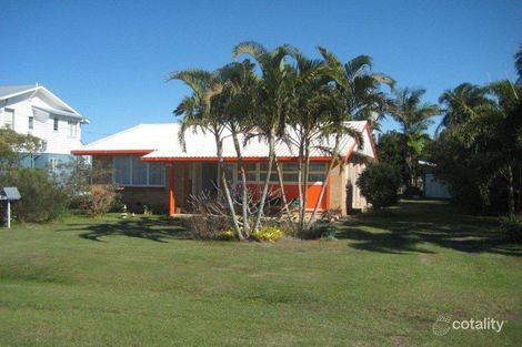 Property photo of 16 Jones Street Burnett Heads QLD 4670