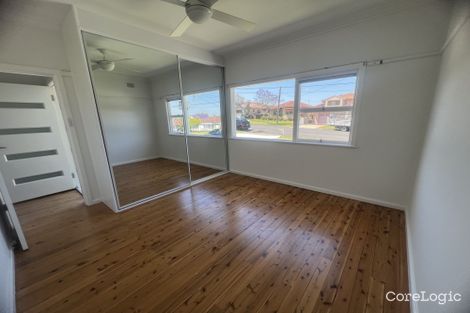 Property photo of 121 Hampden Road South Wentworthville NSW 2145