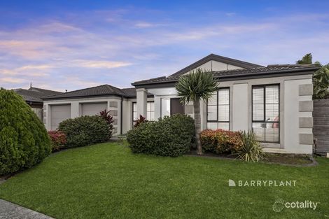Property photo of 23 Sing Crescent Berwick VIC 3806