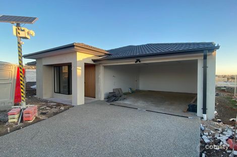 Property photo of 44 Mustang Circuit Bonnie Brook VIC 3335