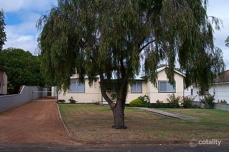 16 Maxwell St, Manjimup, WA 6258