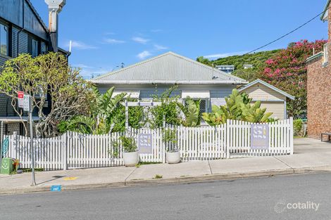 Property photo of 6 East Street Crescent Head NSW 2440