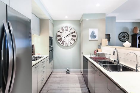 Property photo of 22/1 Juniper Drive Breakfast Point NSW 2137