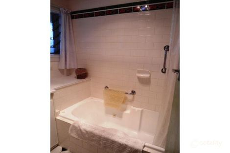 Property photo of 31 Trigg Street Geelong West VIC 3218