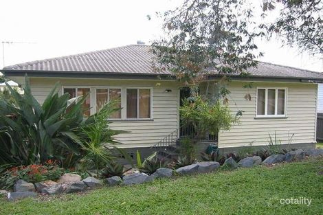 27 Hobart Ave, Camp Hill, QLD 4152