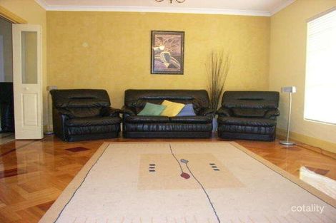 Property photo of 52 Weeroona Road Edensor Park NSW 2176