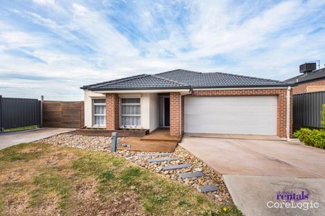 Property photo of 18 Albert Circuit Pakenham VIC 3810