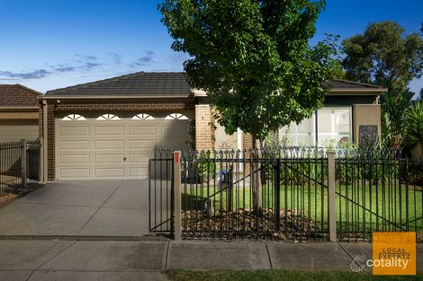 Property photo of 64 Fantail Way Brookfield VIC 3338