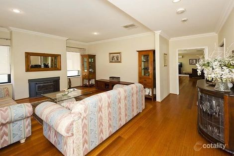 Property photo of 8 Orixa Crescent Stirling WA 6021