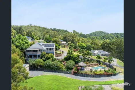 20 Leah Dr, Belivah, QLD 4207