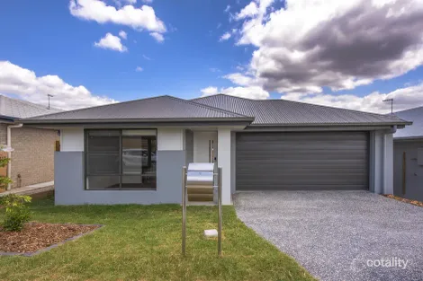 18 Covella Bvd, Greenbank, QLD 4124