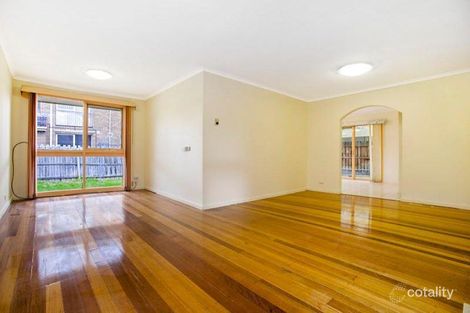 Property photo of 3 Embank Court Kealba VIC 3021