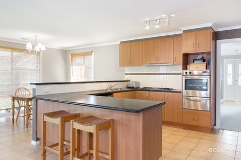 Property photo of 31 Marlesford Crescent Berwick VIC 3806