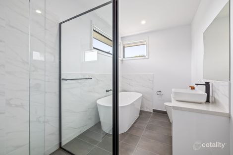 Property photo of 1/17 Summerhill Road Reservoir VIC 3073